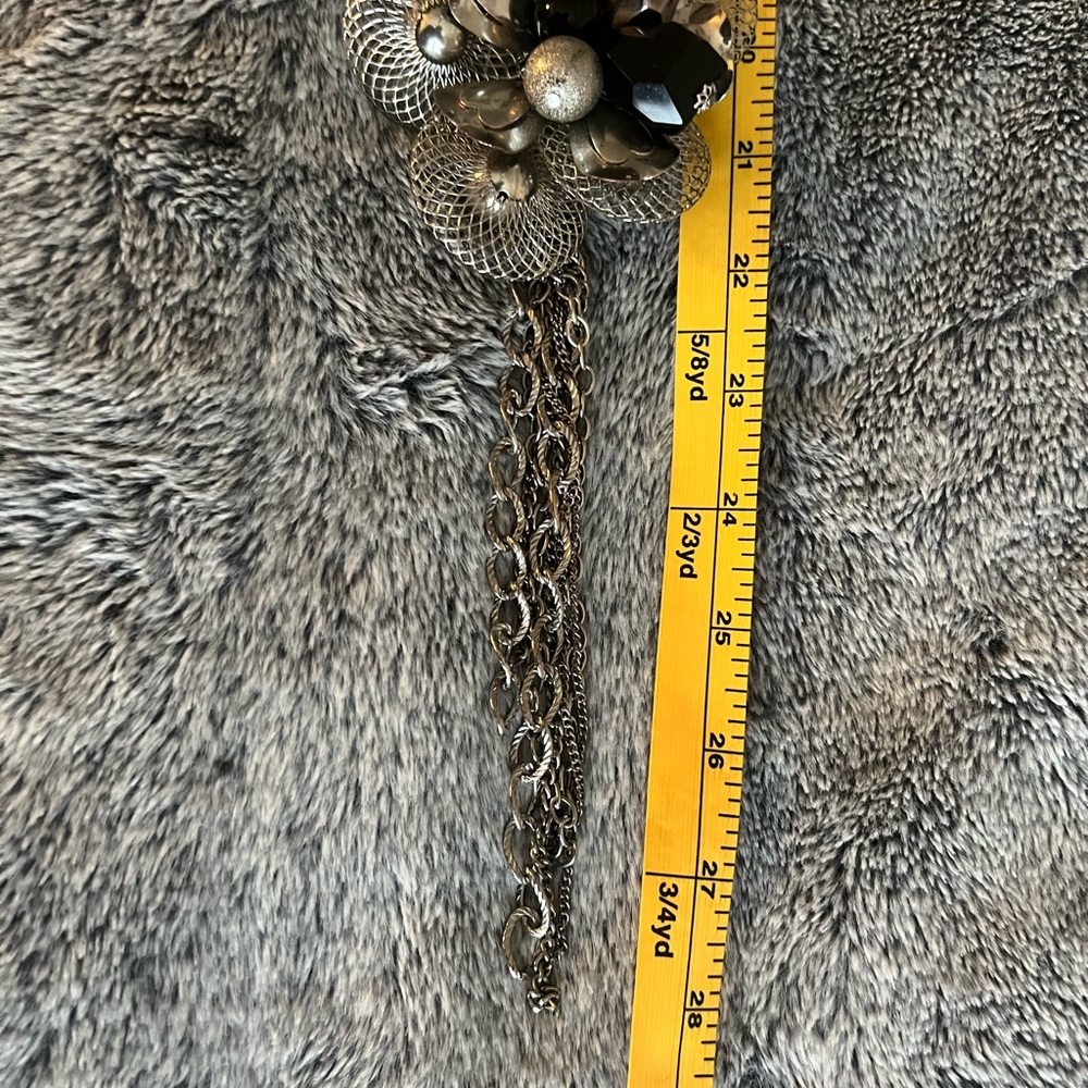 Beautiful Silver Statement Necklace - image 6